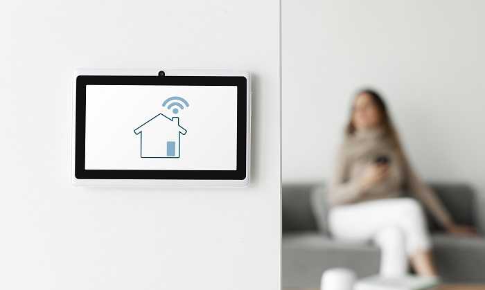 Подробнее о статье Умный дом: датчики и помощники, которые работают за вас